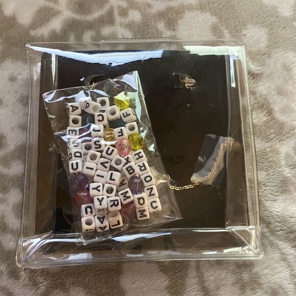 DYI Necklace & Earrings Beaded Set - Picture 4 of 4